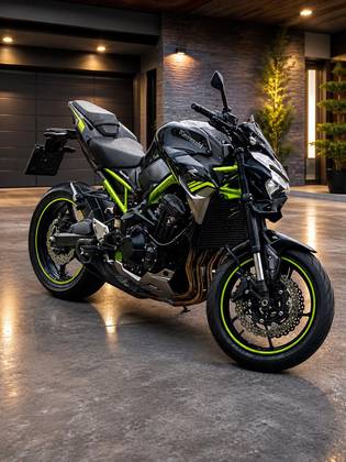 KAWASAKI Z900 KAWASAKI Z900